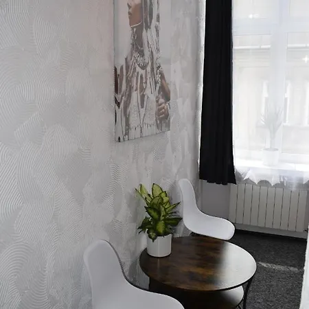 Apartament X Przemyśl Esterno foto